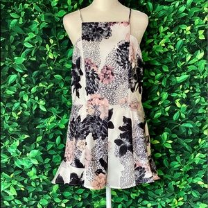 l’atiste floral romper